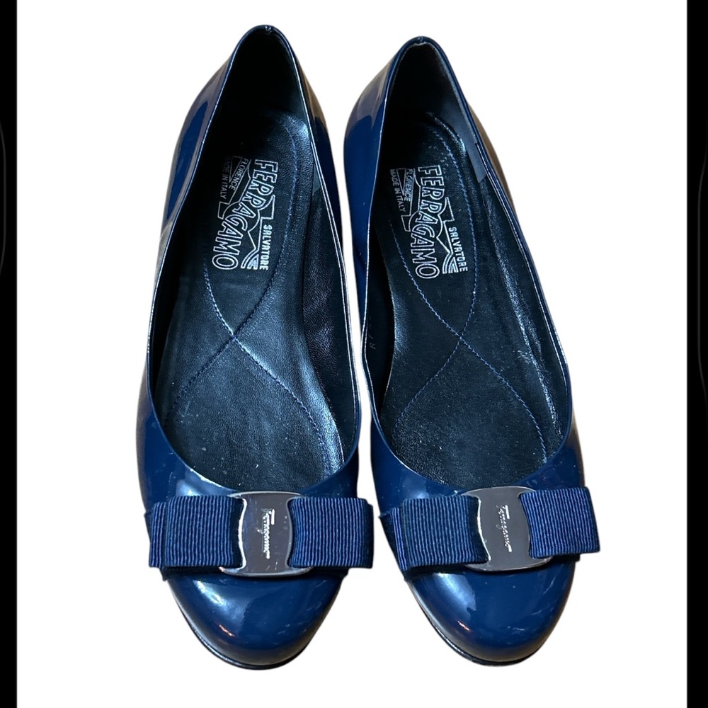Salvatore Ferragamo Varina Ballet Flats Navy Patent Leather Size:6